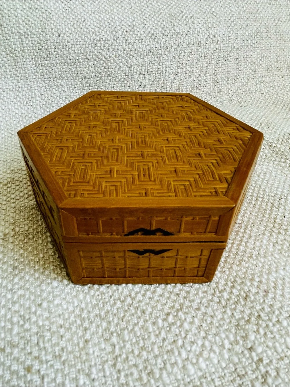 Vintage Hexagonal Woven Decorative Jewelry Keepsake Trinket Box Japan